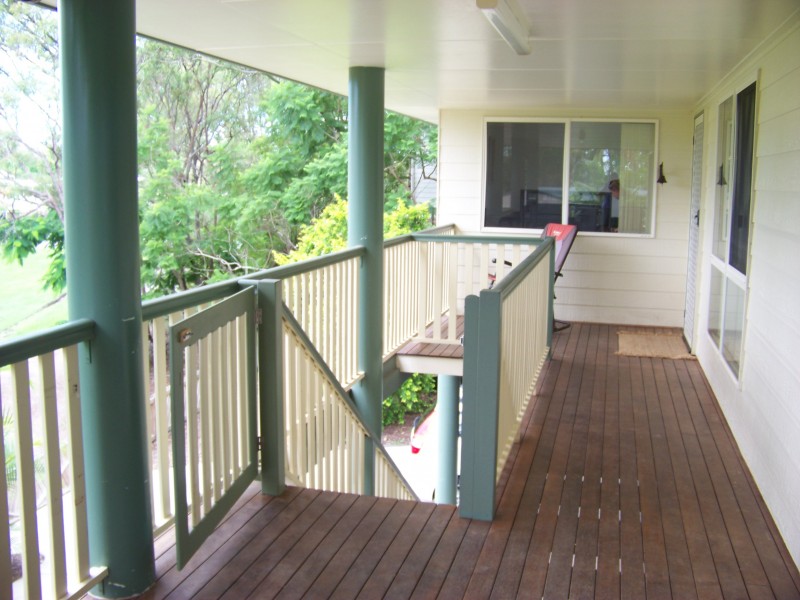 4 Charles Crescent, Tannum Sands QLD 4680