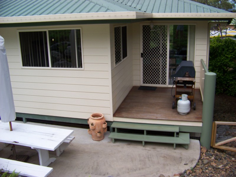4 Charles Crescent, Tannum Sands QLD 4680