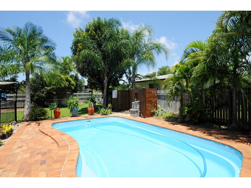 23 Alexander Street, Boyne Island QLD 4680