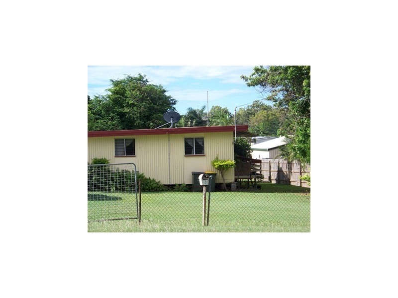 18 Yukana Street, Boyne Island QLD 4680