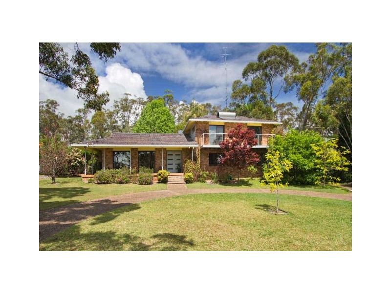 16 Macquarie Rd, Morisset Park NSW 2264