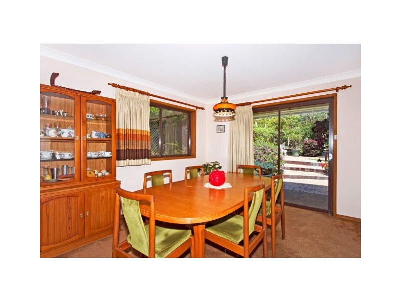 16 Macquarie Rd, Morisset Park NSW 2264