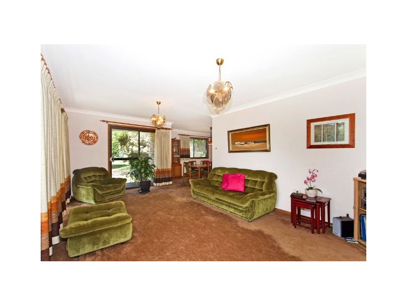 16 Macquarie Rd, Morisset Park NSW 2264