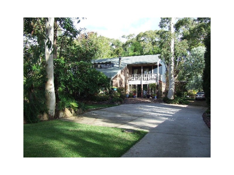 18 Macquarie Rd, Morisset Park NSW 2264
