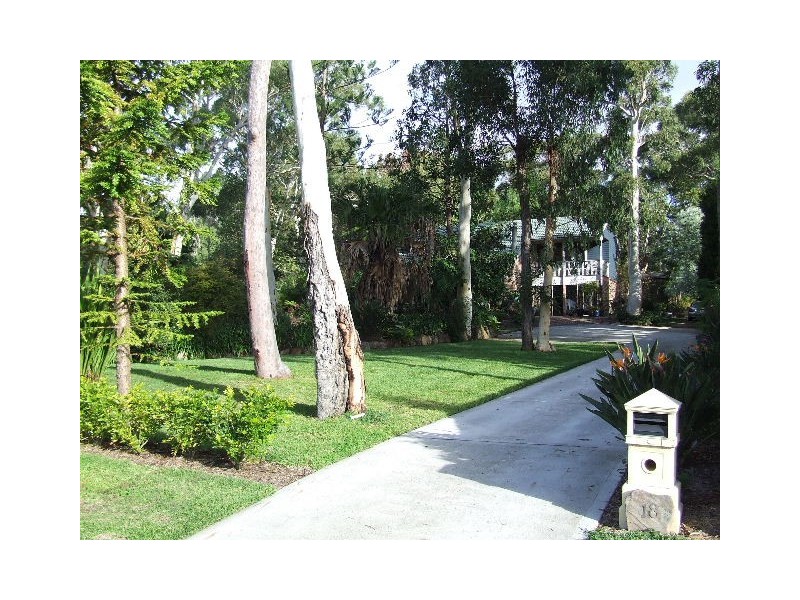 18 Macquarie Rd, Morisset Park NSW 2264