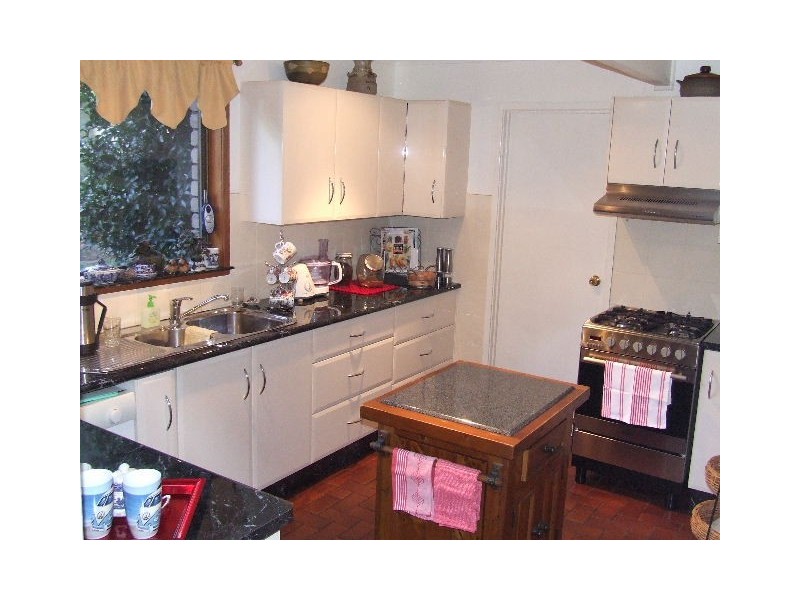 18 Macquarie Rd, Morisset Park NSW 2264