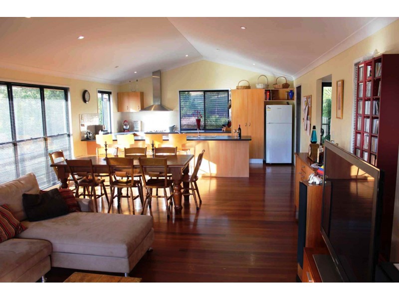 27 Banmore Court, Dayboro QLD 4521