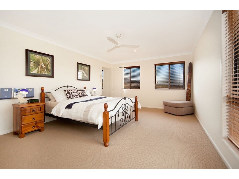 6 Woodgrove Court, Highvale QLD 4520