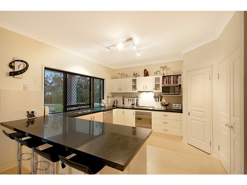 62 Corvus Drive, Cashmere QLD 4500