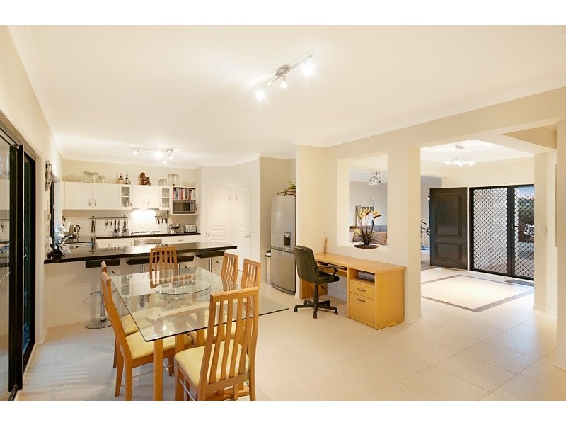 62 Corvus Drive, Cashmere QLD 4500