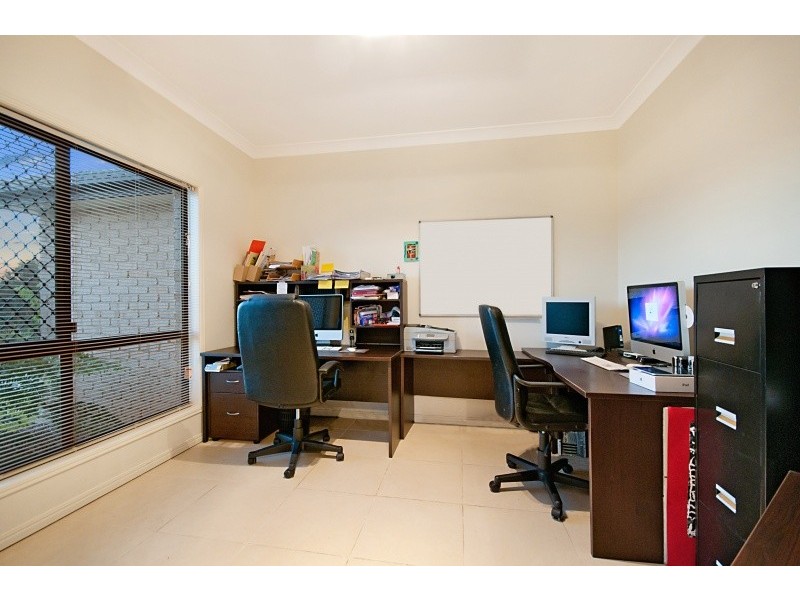 62 Corvus Drive, Cashmere QLD 4500