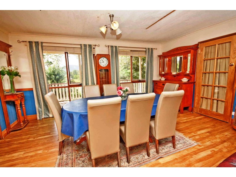 12 Mangifera Close, Wights Mountain QLD 4520