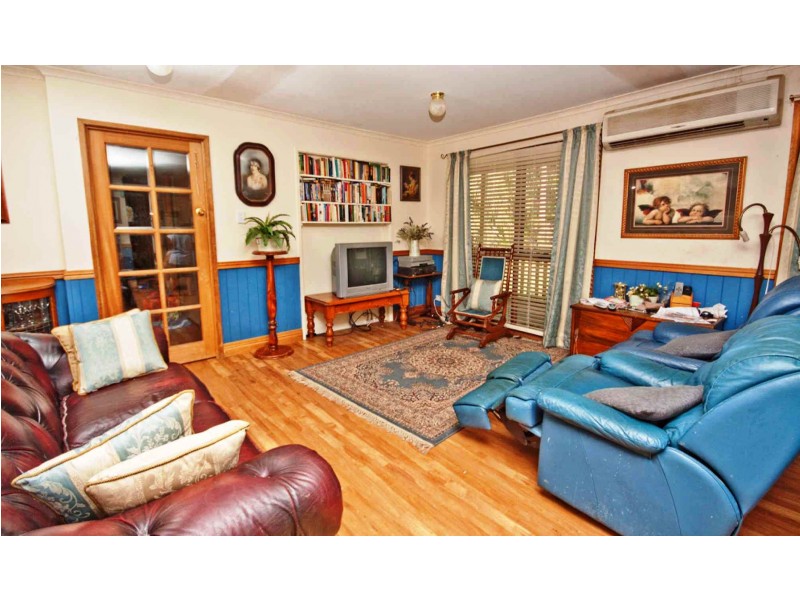 12 Mangifera Close, Wights Mountain QLD 4520