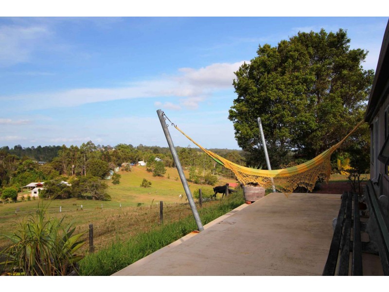 11 Highcrest Street, Ocean View QLD 4521