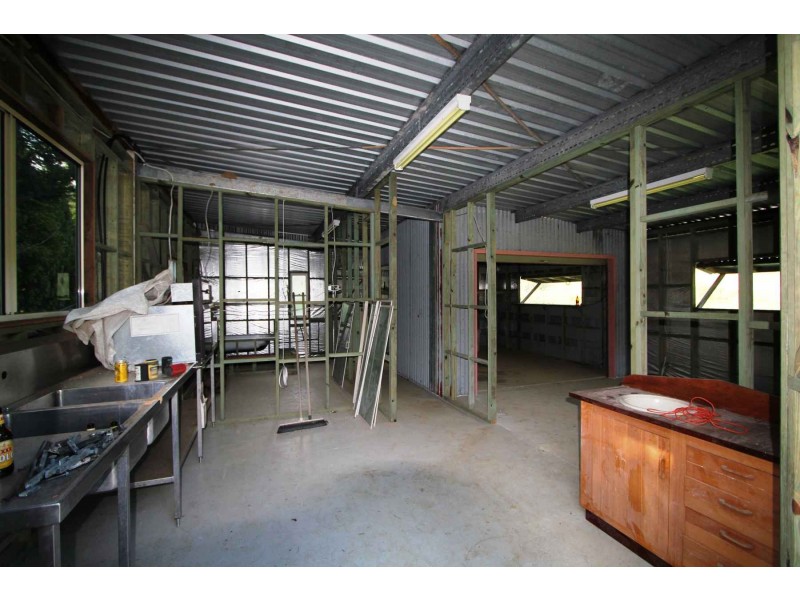 11 Highcrest Street, Ocean View QLD 4521