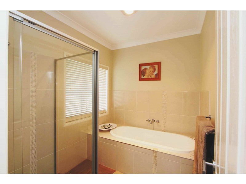 5 Brecklyn Close, Dayboro QLD 4521