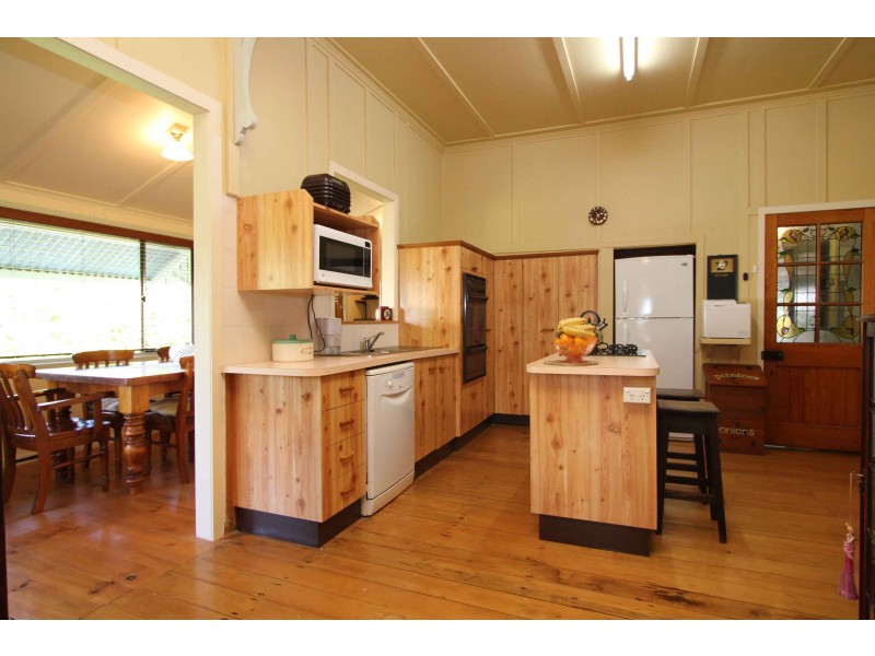 36 Roderick Street, Dayboro QLD 4521