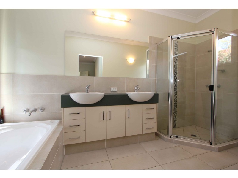 3 Diane Drive, Dayboro QLD 4521