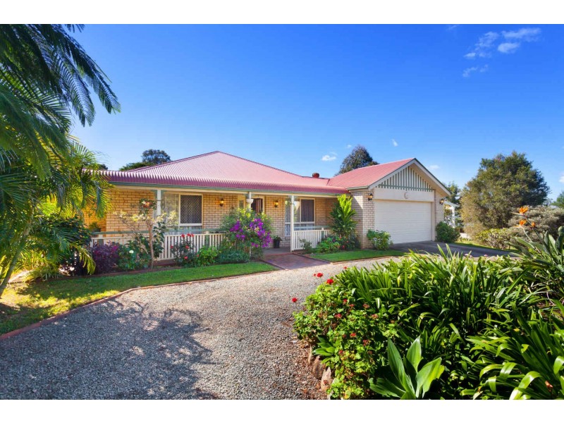 5 Don Lee Close, Armstrong Creek QLD 4520