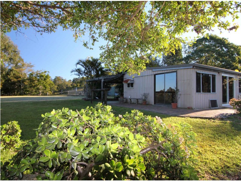 11 Highcrest Street, Ocean View QLD 4521