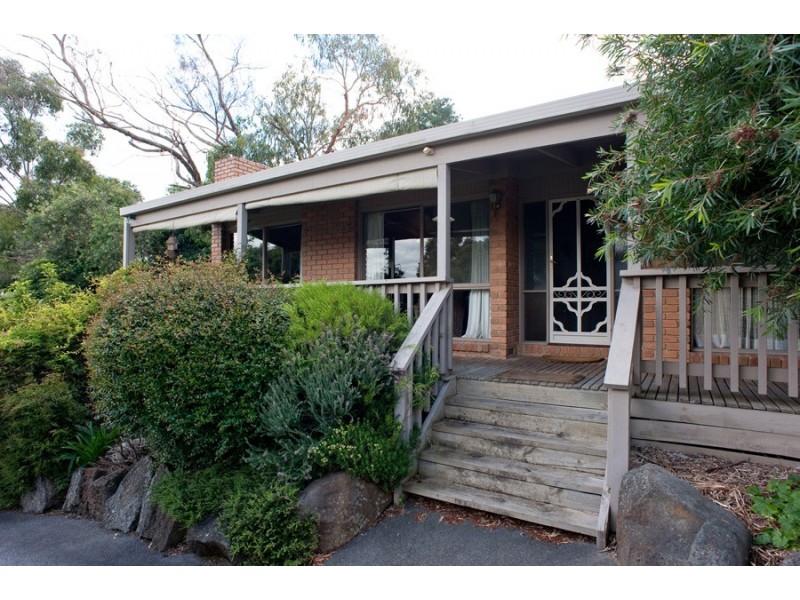 24 Gordon Avenue, Montrose VIC 3765