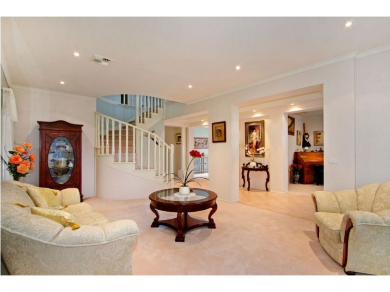 16 Baystone Place, Lilydale VIC 3140