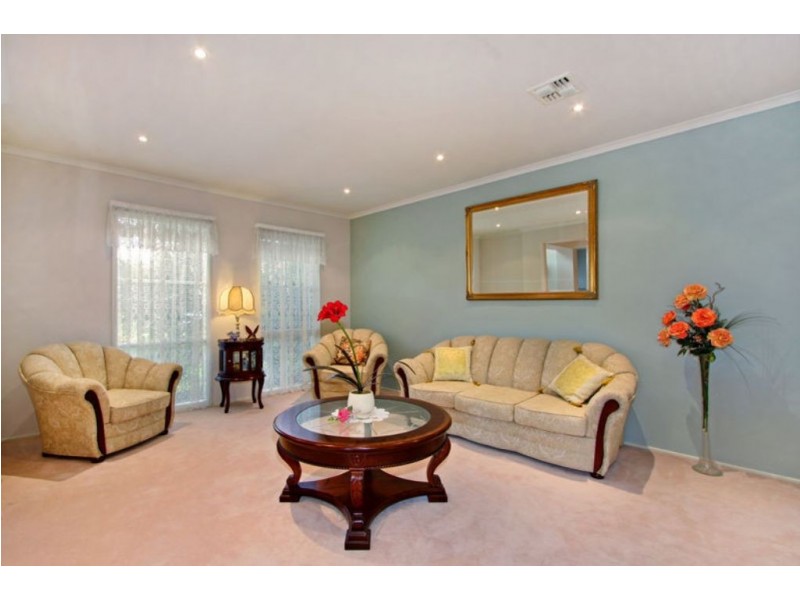 16 Baystone Place, Lilydale VIC 3140