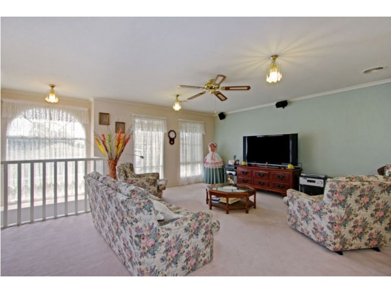 16 Baystone Place, Lilydale VIC 3140