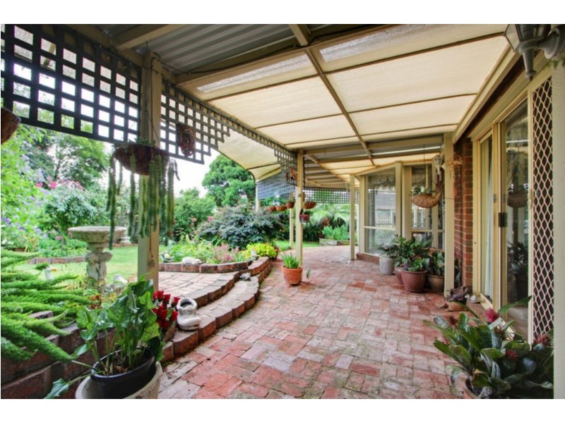 16 Baystone Place, Lilydale VIC 3140