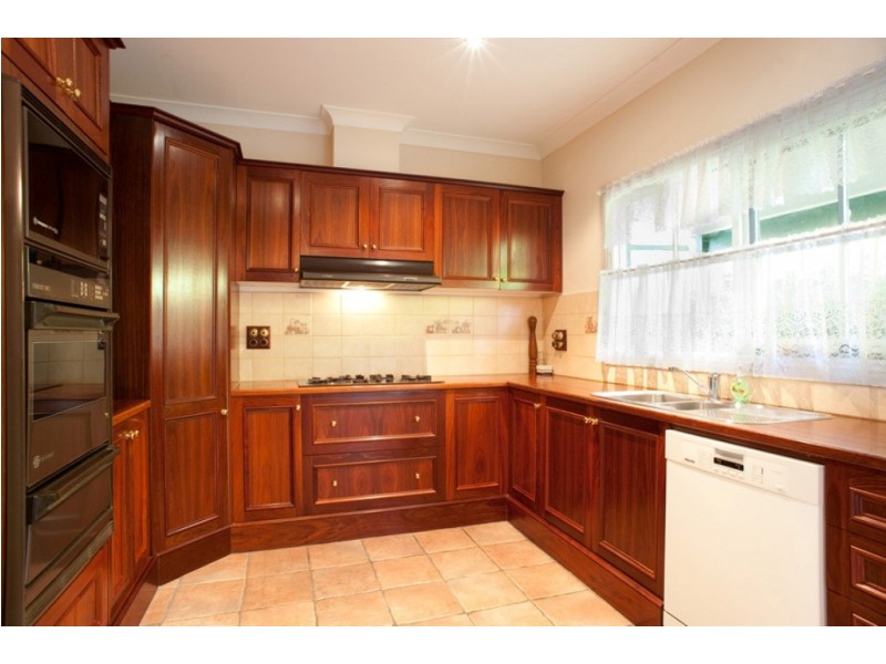 15 McKenzie Grove, Montrose VIC 3765