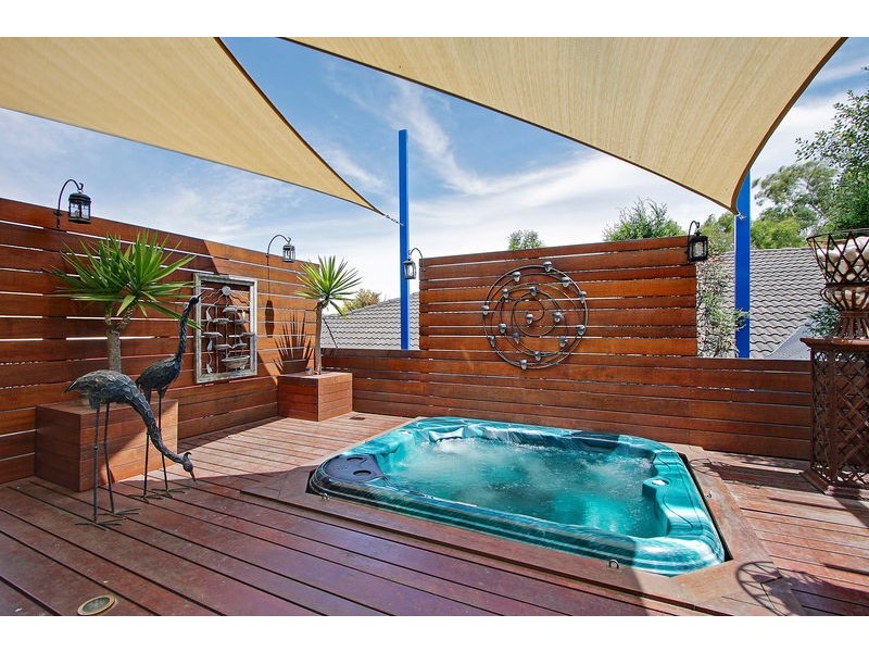 30 Regency Rise, Chirnside Park VIC 3116