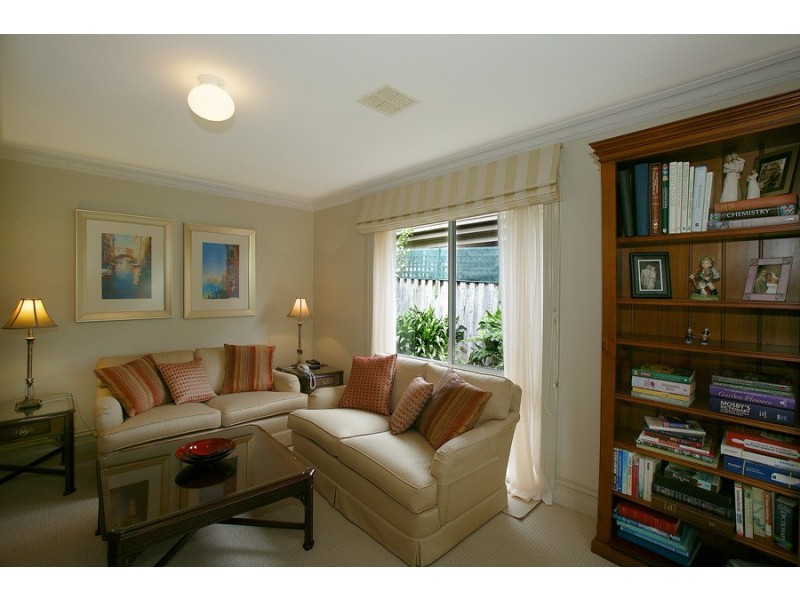 13 Lehmann Place, Croydon Hills VIC 3136