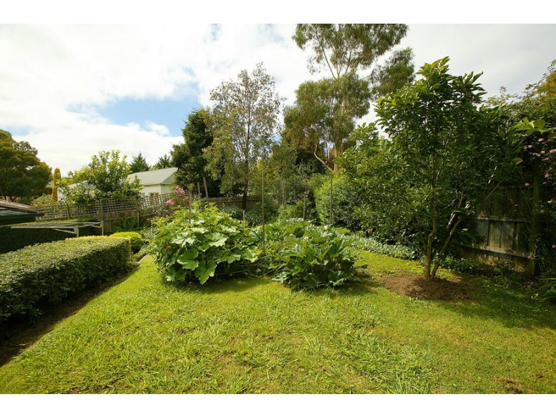 13 Lehmann Place, Croydon Hills VIC 3136