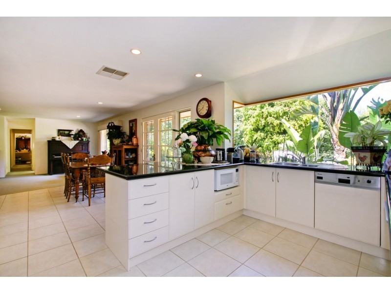 20a Mountain Drive, Mooroolbark VIC 3138