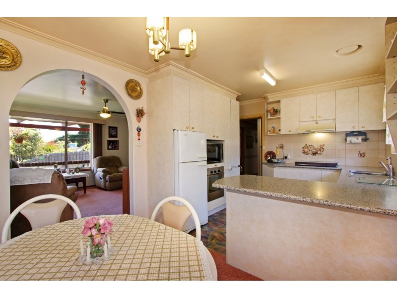 70 Balmoral Street, Kilsyth VIC 3137