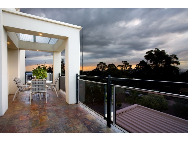 9 Timbertop Court, Mooroolbark VIC 3138