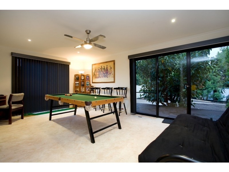 9 Timbertop Court, Mooroolbark VIC 3138