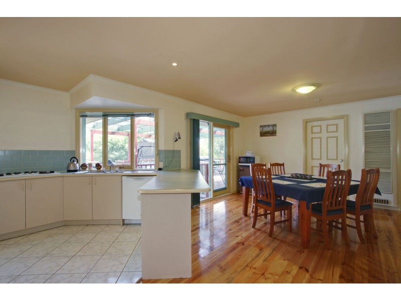 6 Coral Close, Lilydale VIC 3140