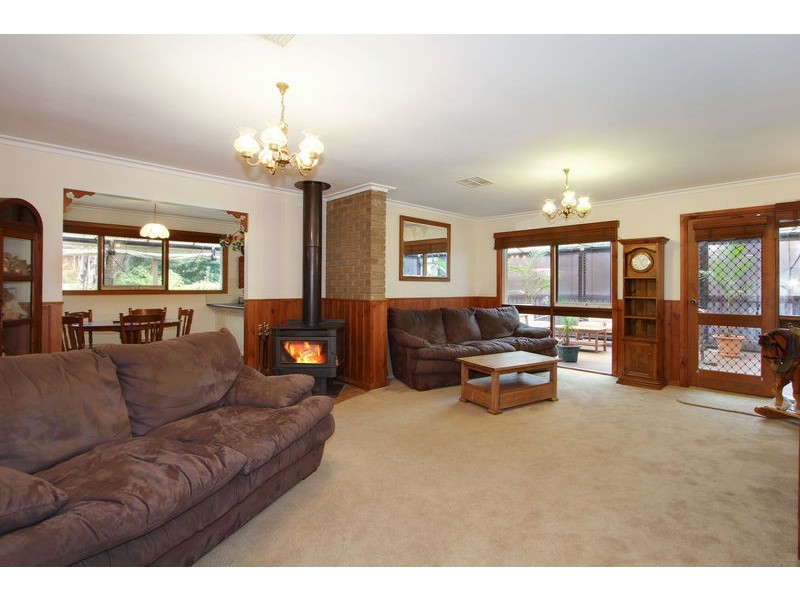 15 Bracken Avenue, Montrose VIC 3765