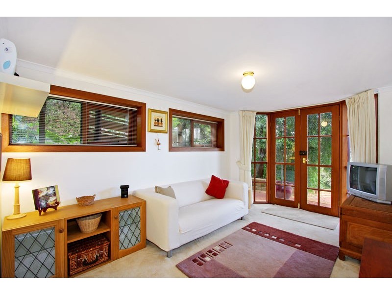 16 Hakea Drive, Montrose VIC 3765