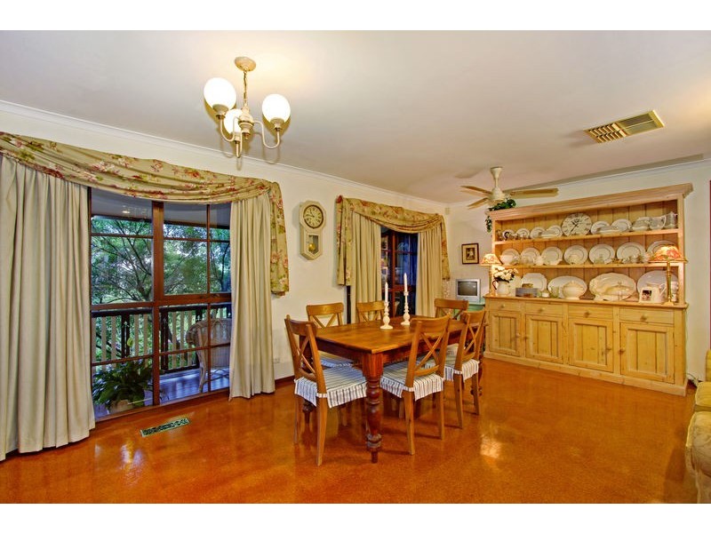 16 Hakea Drive, Montrose VIC 3765