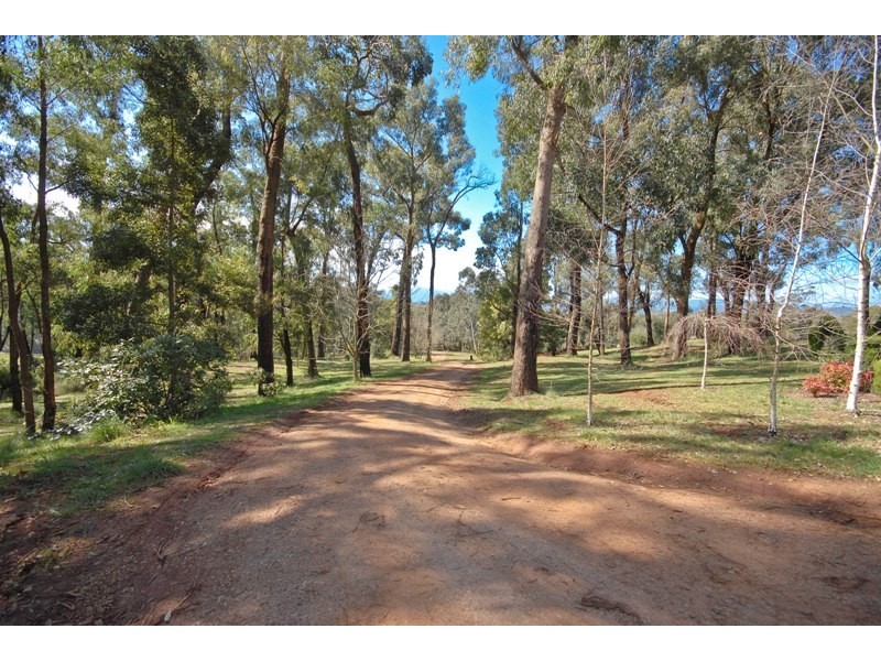 70 Holden Road, Wandin East VIC 3139