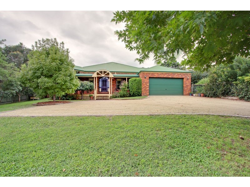 2 Kenthurst Court, Lilydale VIC 3140