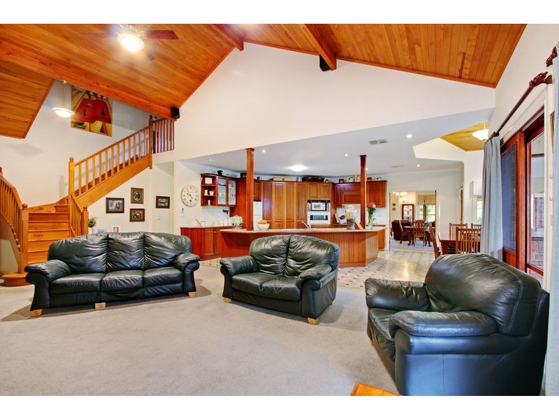 2 Kenthurst Court, Lilydale VIC 3140