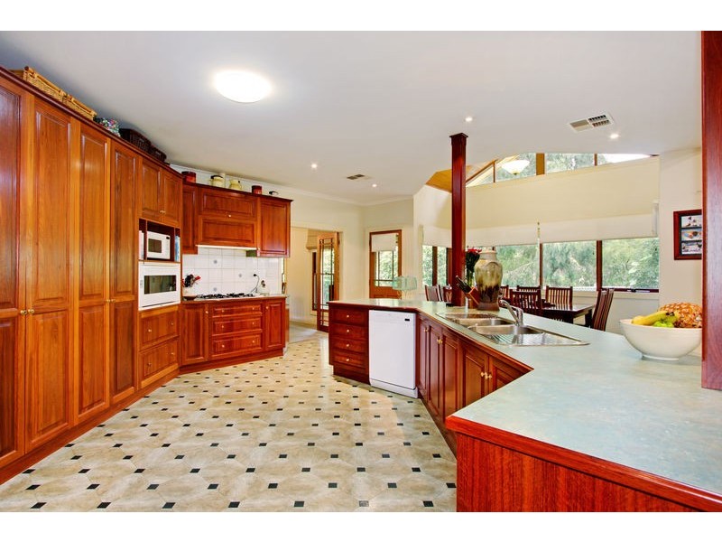 2 Kenthurst Court, Lilydale VIC 3140