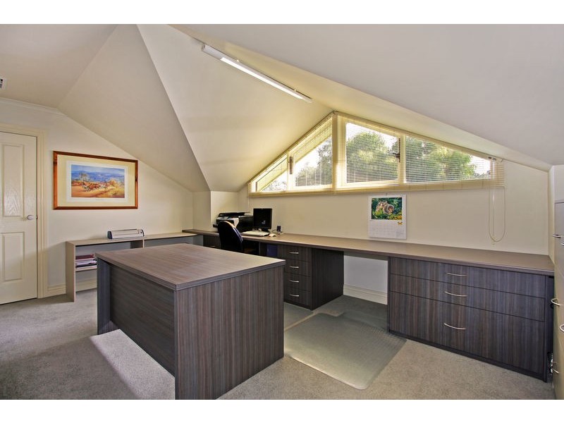 2 Kenthurst Court, Lilydale VIC 3140