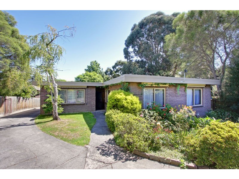 6 Rene Court, Montrose VIC 3765