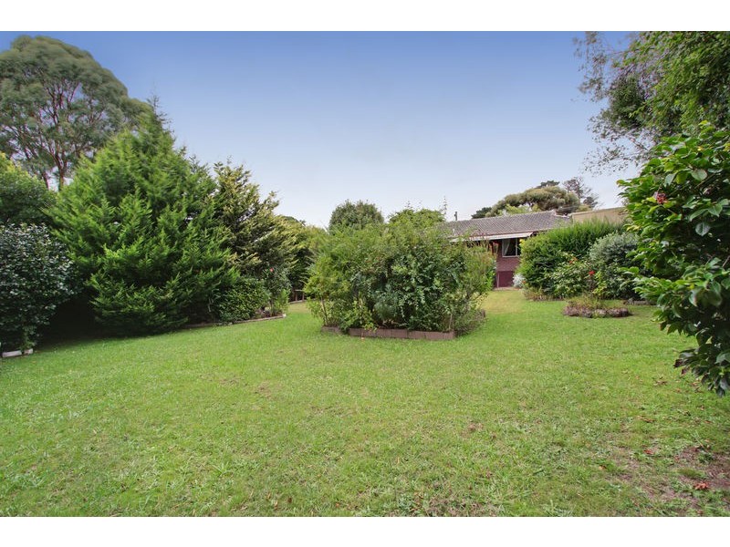 87 Hull Road, Croydon VIC 3136