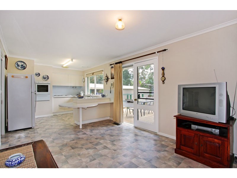 9 Ti Tree Court, Kilsyth South VIC 3137
