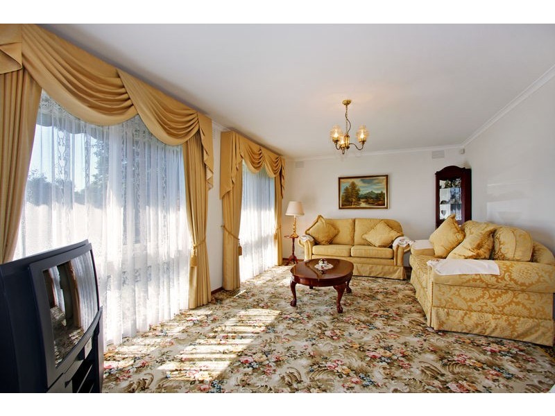 24 Copeland Drive, Montrose VIC 3765